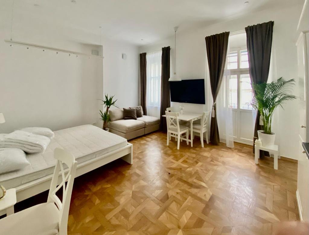 Ars Longa Apartments Ljubljana Exterior photo